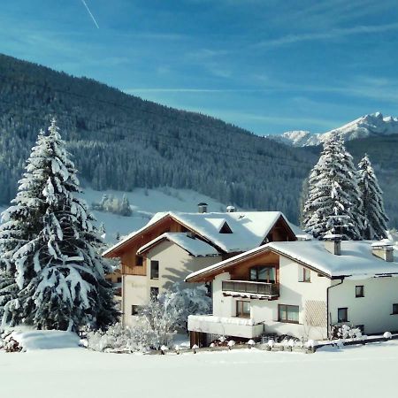 Appartments Helvetia ヴィッラバッサ エクステリア 写真