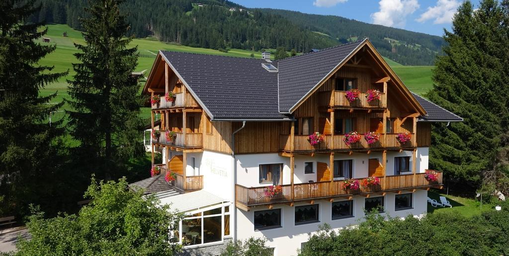 Appartments Helvetia ヴィッラバッサ エクステリア 写真