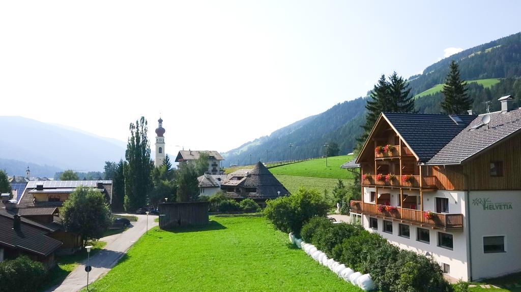 Appartments Helvetia ヴィッラバッサ エクステリア 写真