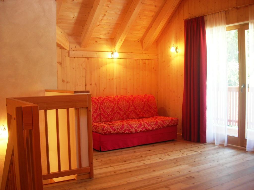 Appartments Helvetia ヴィッラバッサ 部屋 写真