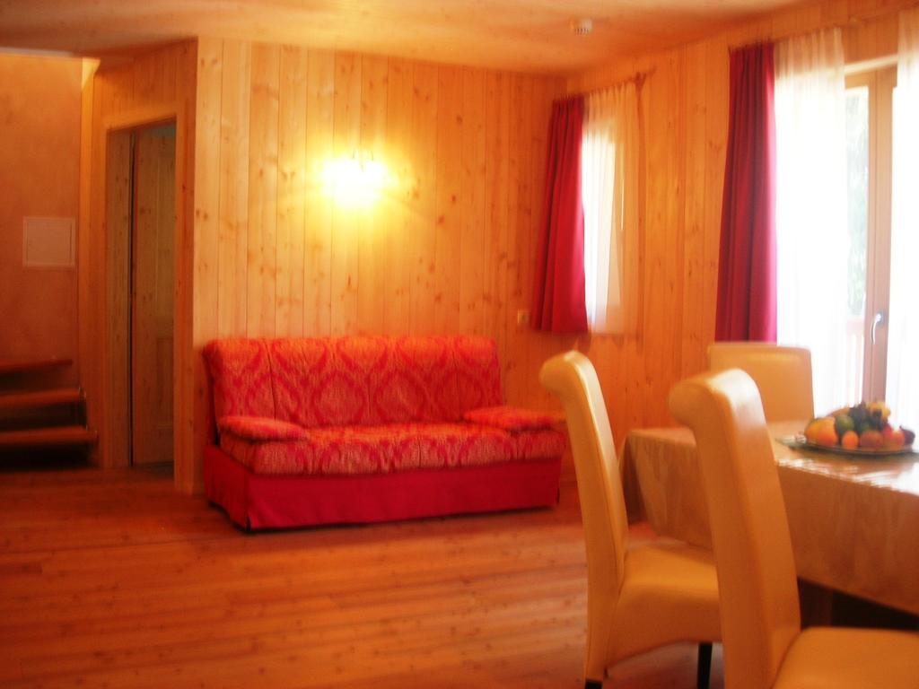 Appartments Helvetia ヴィッラバッサ 部屋 写真