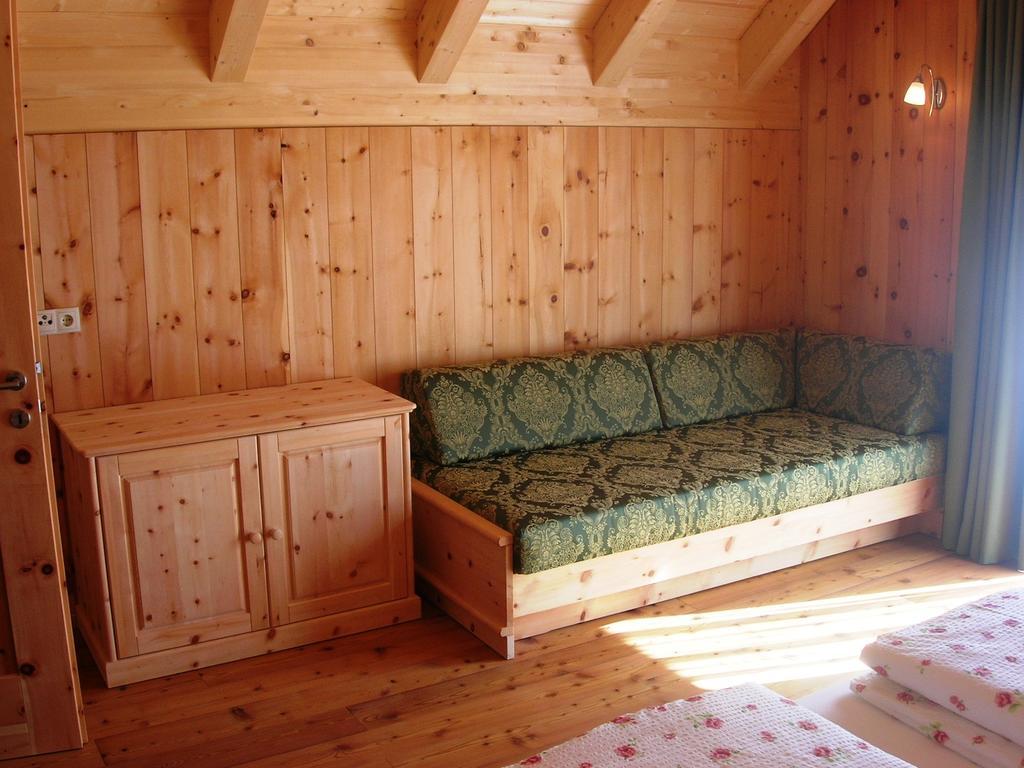Appartments Helvetia ヴィッラバッサ 部屋 写真