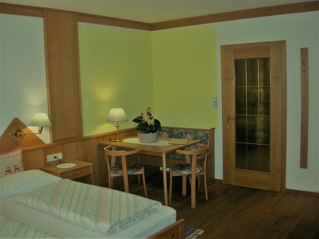 Appartments Helvetia ヴィッラバッサ エクステリア 写真