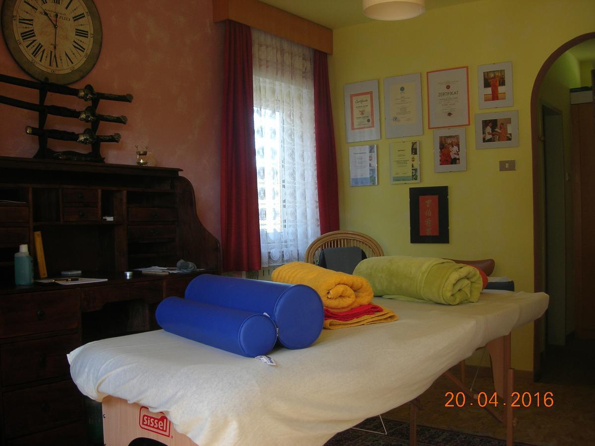 Appartments Helvetia ヴィッラバッサ エクステリア 写真