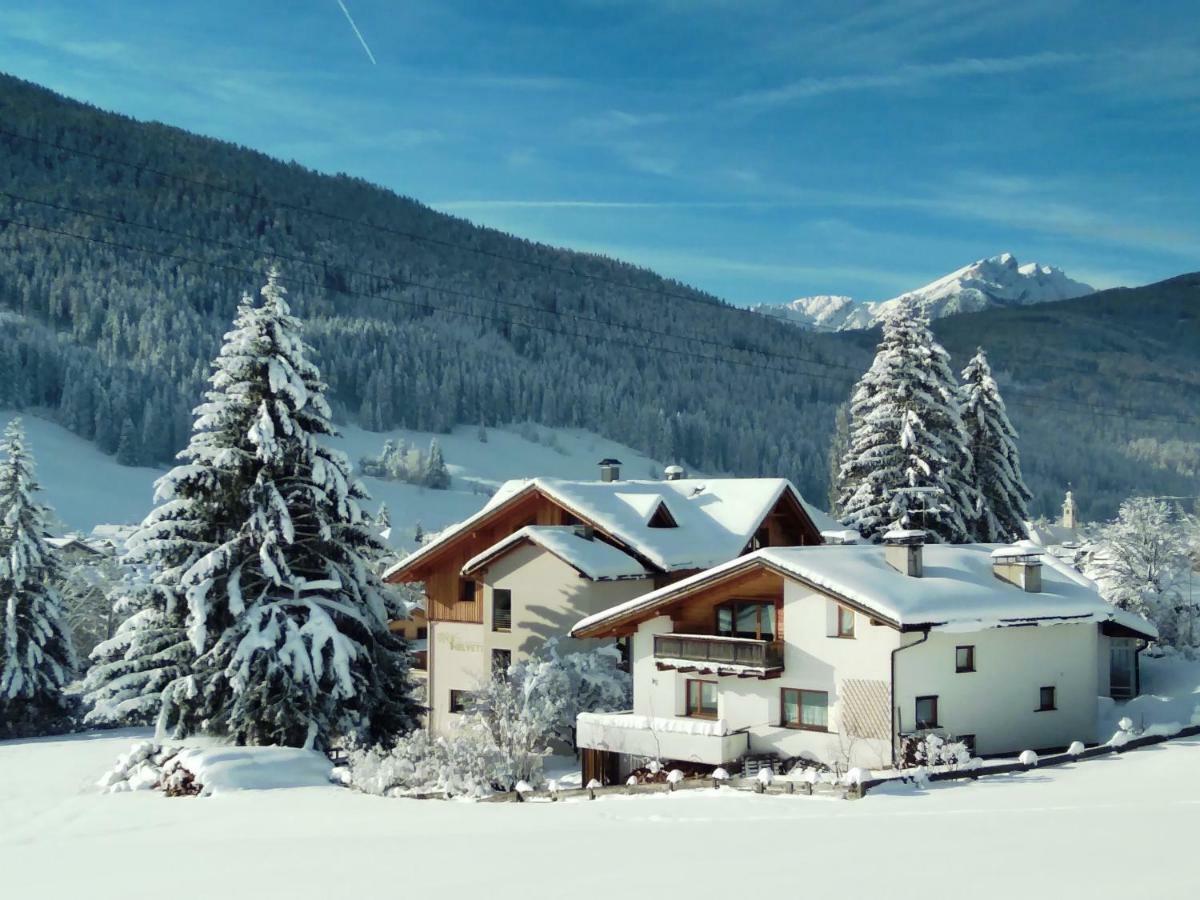 Appartments Helvetia ヴィッラバッサ エクステリア 写真