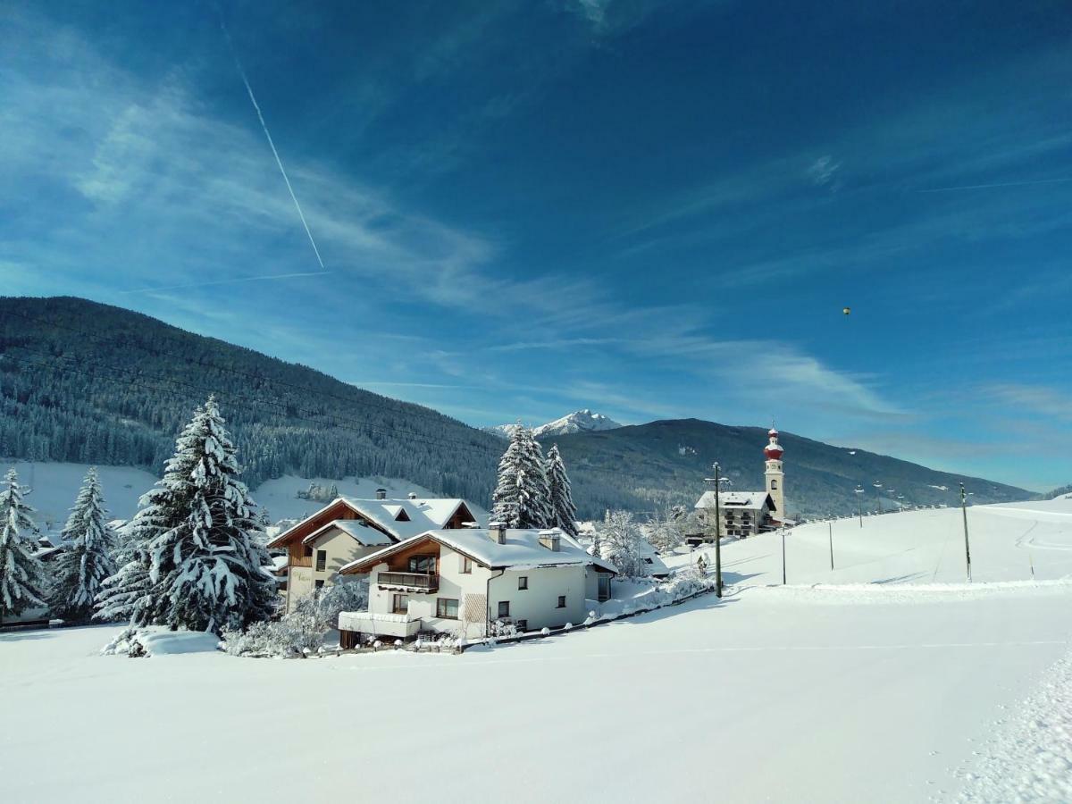 Appartments Helvetia ヴィッラバッサ エクステリア 写真